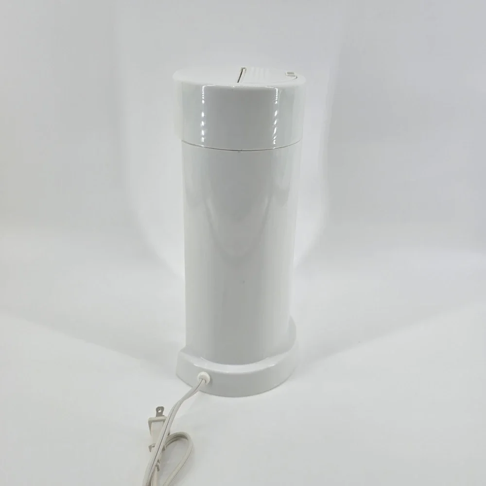 Mr. Coffee Iced Tea Maker Kitchen Electric Brewer White TM1.7 2 Quart